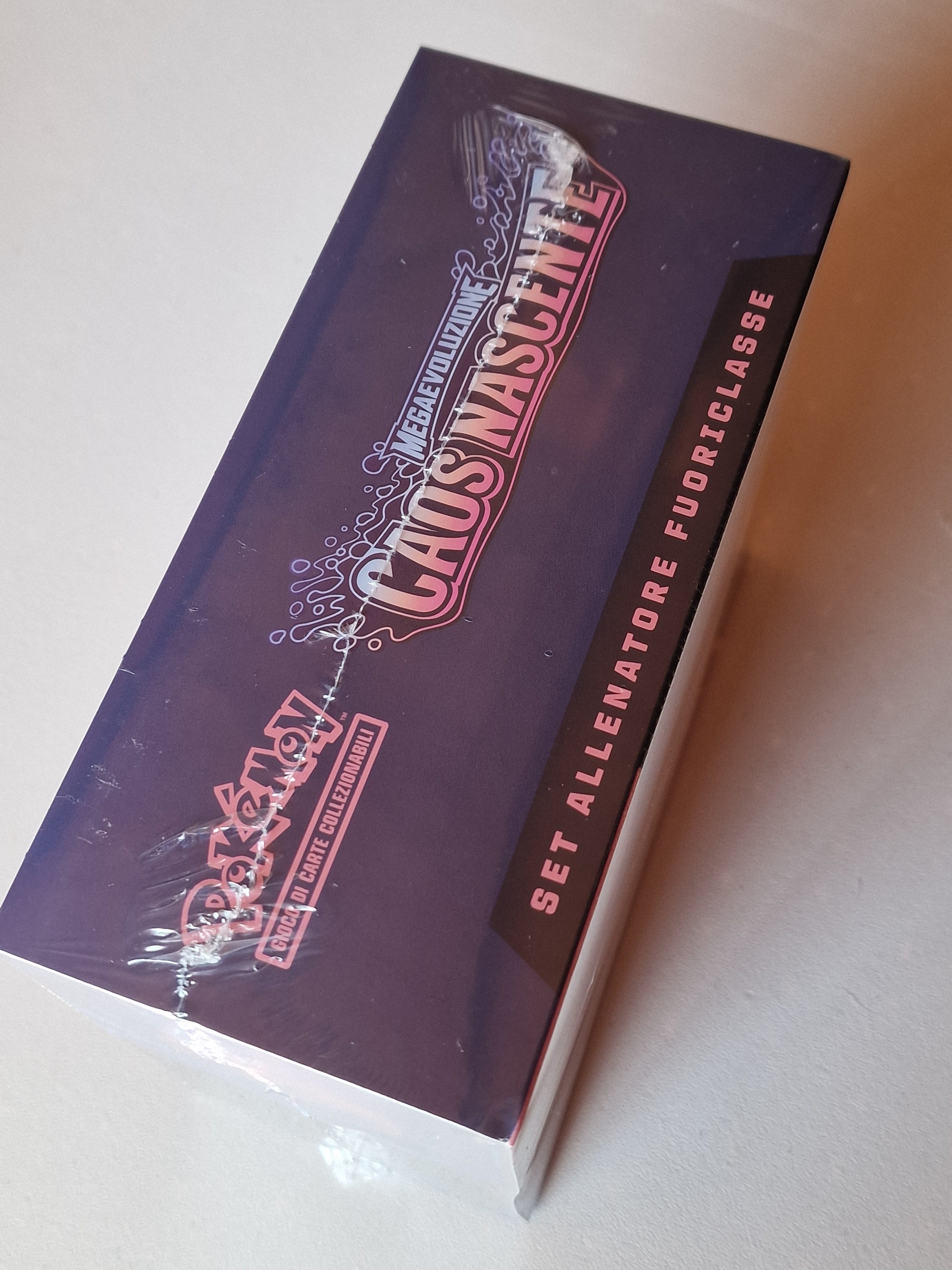 Pokémon ETB Caos Nascente - ITALIANO - Set Allenatore Fuoriclasse Megaevoluzione