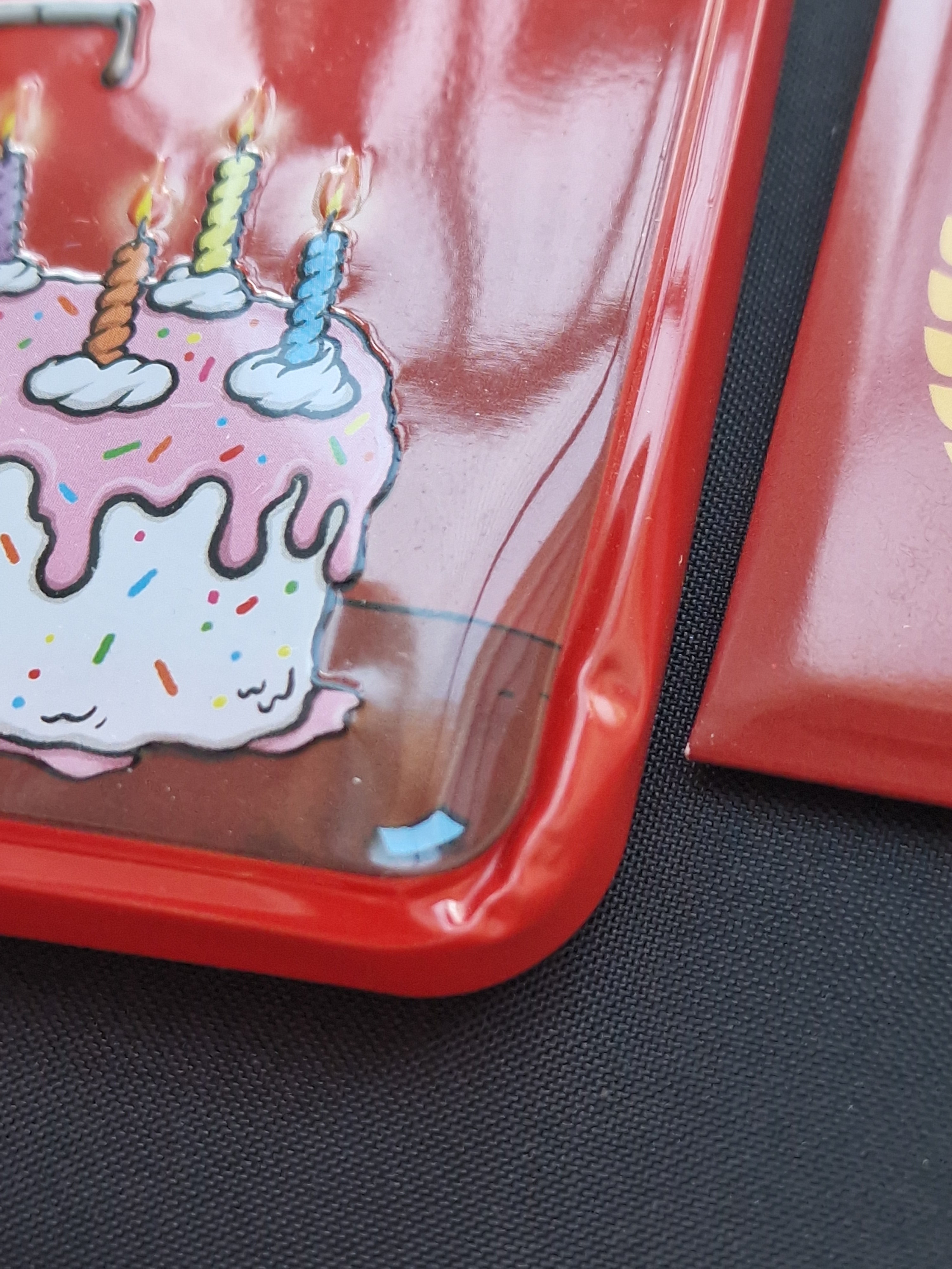 SCATOLA CON AMMACCATURA - Exploding Kittens 10 anni di caos